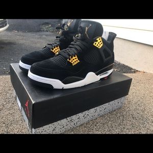 Nike Air Jordan 4 Retro Royalty